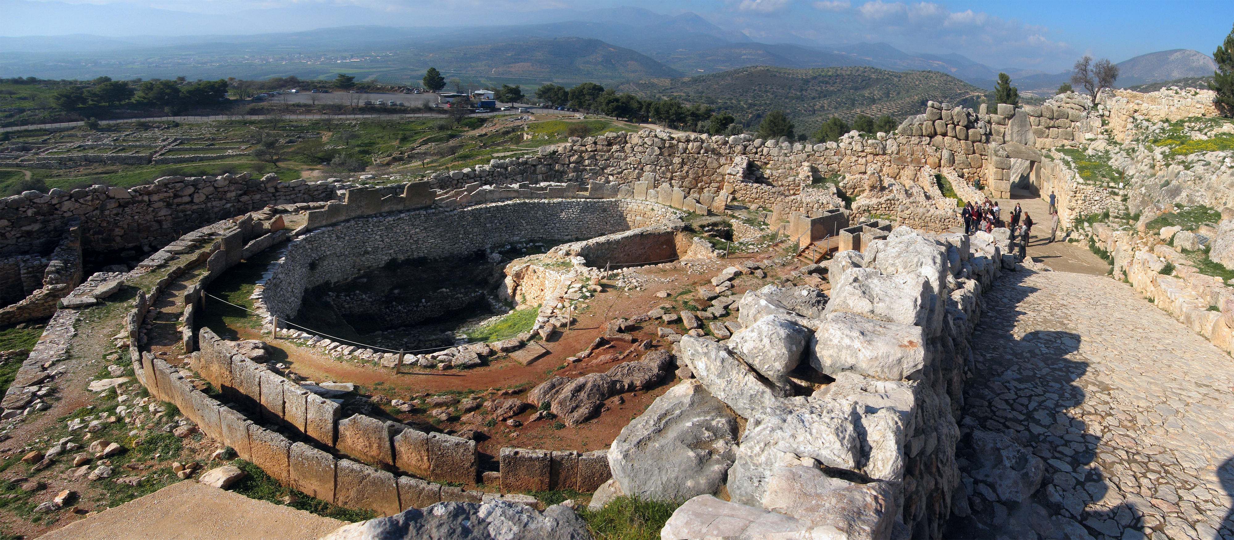 Grave Circle A (Mycenae) by Aegean Civilizations