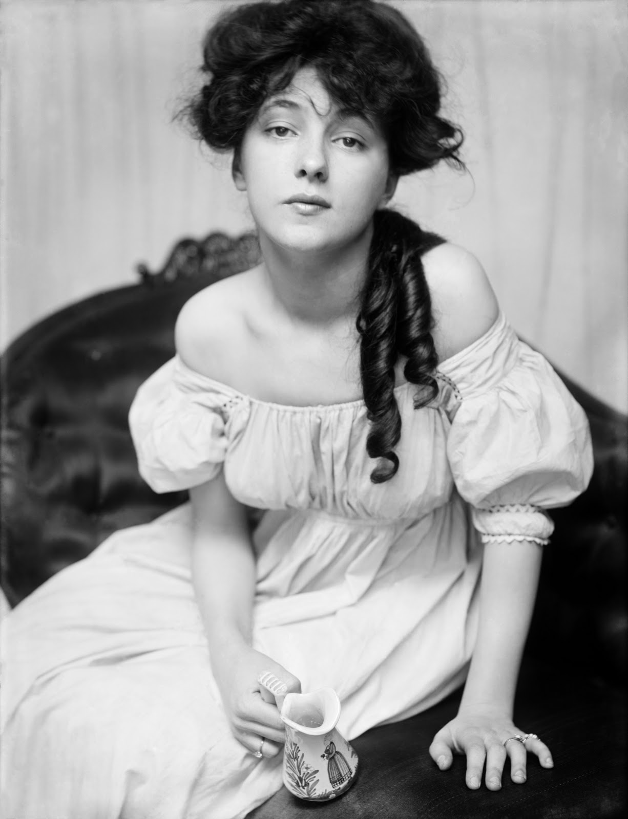 Portrait of Evelyn Nesbit by Gertrude Käsebier